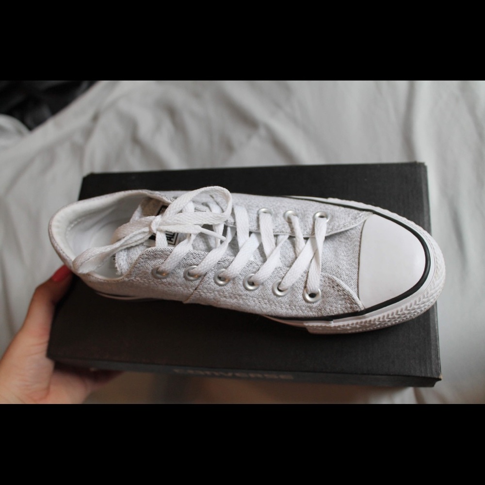 Converse - Picture 3 of 6